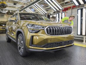 Výroba nové generace vozů Škoda Kodiaq v továrně Kvasiny. foto: Škoda Auto