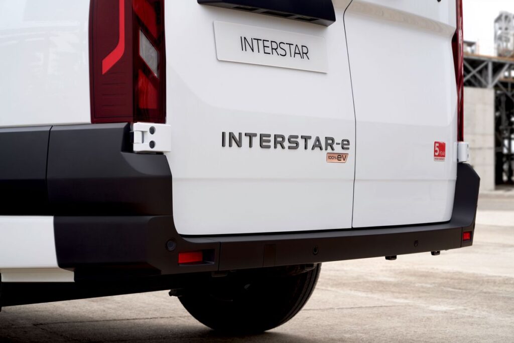 Elektrická dodávka - elektromobil - Nissan Interstar.