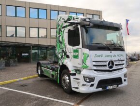 Společnost HOPI Logistics nabízí komplexní soubor logistických služeb, které jsou přizpůsobeny různorodým potřebám klientů. foto: Mercedes-Benz