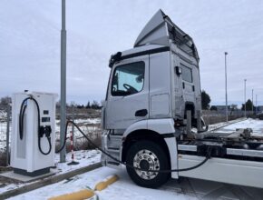 Elektrické nákladní auto Mercedes-Benz eActros 300 L. foto: VCHD Cargo