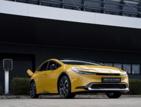 Nejnovější generace Toyota Prius Plug-in hybrid. foto: Toyota