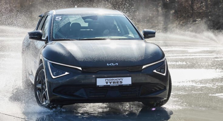 K vyšší bezpečnosti elektromobilů přispívá lepší přilnavost k vozovce a rychlejší odezva elektromotoru. foto: Kia