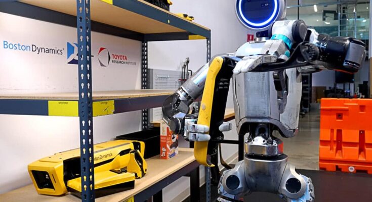 Robot Atlas rozhýbaný s pomocí umělé inteligence (AI). foto: Toyota