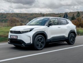 Nový elektromobil Toyota Urban Cruiser. foto: Toyota