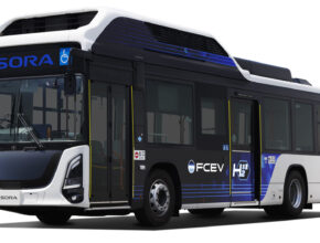 Vodíkový autobus Sora od automobilky Toyota. foto: Toyota