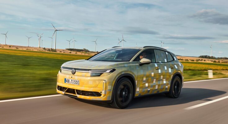 Vedle plně elektrického modelu ID. Tiguan bude i nadále k dispozici nejprodávanější Tiguan se spalovacími a hybridními pohony. foto: Volkswagen